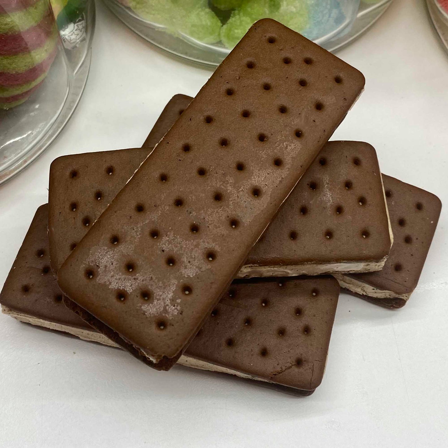 Freeze Dried Ice Cream Sandwich - Freeze Dried Candy Lollies Choc Vanilla