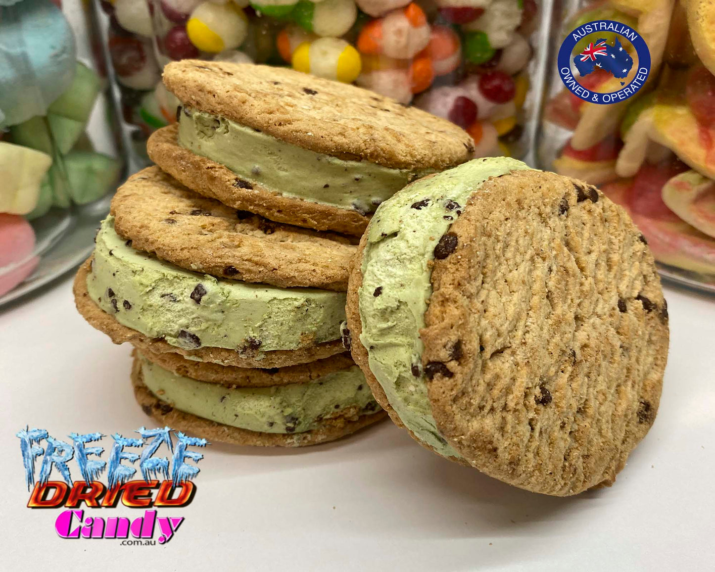 Freeze Dried Ice Cream Sandwich - Tasmanian Mint - Freeze Dried Candy Lollies Take your taste buds on a space odyssey with a freeze-dried Tasmanian Mint ice cream, sandwiched between two chocolate chip cookies. A process that is approved by the world's leading authority on space exploration – NASA! Its ready-to-eat, crispy, light, and extremely tasty. Freeze dried ice cream is for traveller's anywhere.