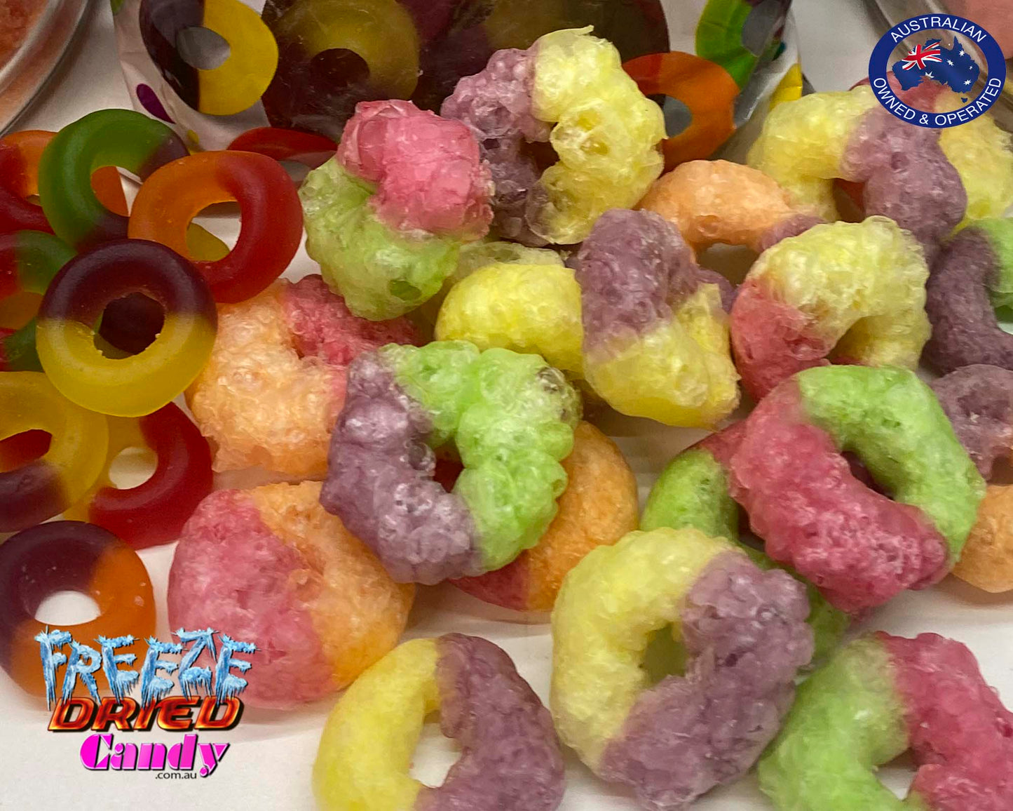 Buy online Freeze Dried Life Saver Gummi Duos - Freeze Dried Candy Lollies Awaken your taste buds and savour twice the flavour with our Freeze Dried Life Savers® Duos Rings. The delicious double flavour duos of raspberry, pineapple, blackcurrant, orange, and watermelon collide for more mouth-watering fun. Enjoy each flavour on its own, or combine together to make a whole new flavour!