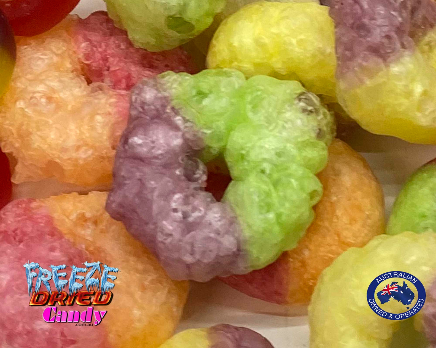 Buy online Freeze Dried Life Saver Gummi Duos - Freeze Dried Candy Lollies Awaken your taste buds and savour twice the flavour with our Freeze Dried Life Savers® Duos Rings. The delicious double flavour duos of raspberry, pineapple, blackcurrant, orange, and watermelon collide for more mouth-watering fun. Enjoy each flavour on its own, or combine together to make a whole new flavour!