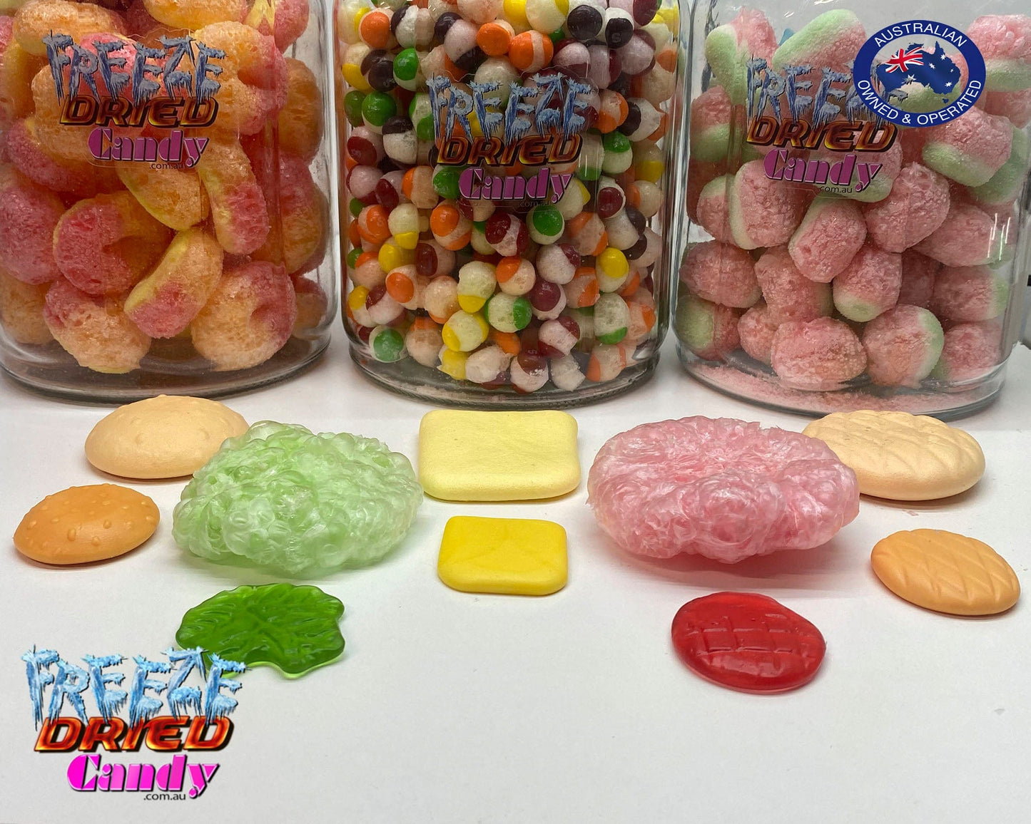 Freeze Dried XXL Burger by Trolli | Freeze Dried Candy Lollies Sweets treats. Turns from XXL to a Massive Gaint Crunchy Puffy Burger, and oh so tasty. Made up of five delicious layers: a bread roll top, salad, cheese, meat, and a bottom bread bun. Each layer is separated and has a different color and fruit flavor. combinations of rhubarb, raspberry, strawberry, pineapple-kiwi-gooseberry with a touch of yoghurt and cream. No-one can resist their original flavour. Bite into one now!