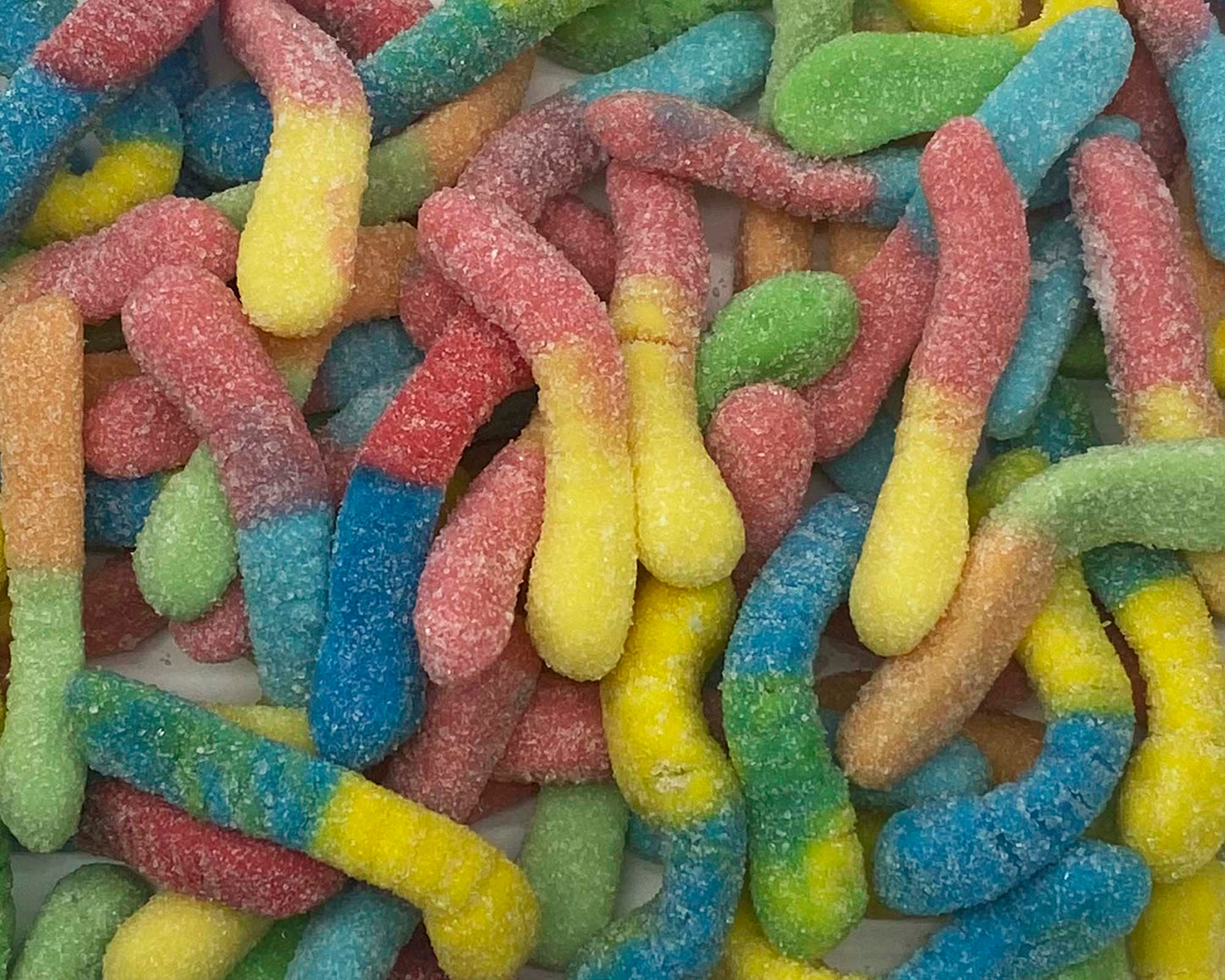 Freeze Dried Sour Worms - Freeze Dried Candy Lollies Sweets Treats & Ice Creams