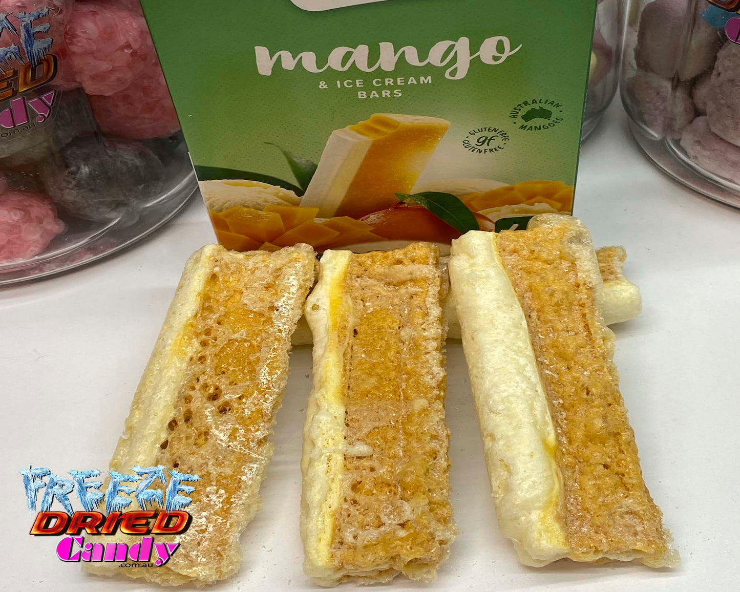 Freeze Dried Ice Cream WEIS® Bar - Mango Weis Mango bar is so unique, authentic, and perfectly balanced by a layer of traditional Weis ice cream. One bite and you're sure to be delighted. Fruit and cream are soulmates. Put them together with delicious natural ingredients, and you’ve got heaven in a Weis Bar. The two-toned Classic Weis Bars, a moreish combination of real fruit and their traditional cream strip, are an irresistible indulgence.